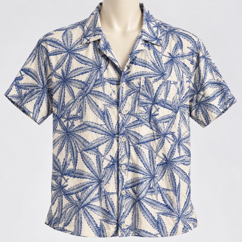 Urban Outfitters Blue Cannabis Weed Leaf Rayon Button Down Shirt Men's M